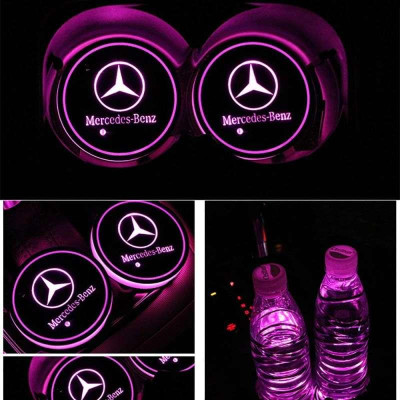 Подсветка подстаканника с логотипом автомобиля Mercedes