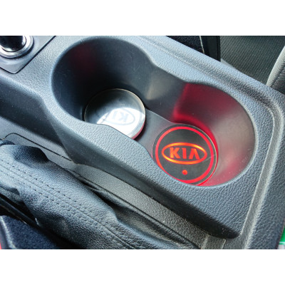 Підсвічування підсклянника з логотипом автомобіля KIA