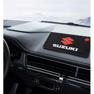 Антиковзаючий килимок на панель авто Suzuki