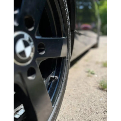 Металеві ковпачки на ніпель з логотипом BMW чорний