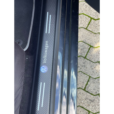 Захисна плівка накладка на пороги та бампер для Volkswagen- Чорний Карбон 5 шт