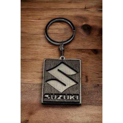 Брелок з дерева Suzuki