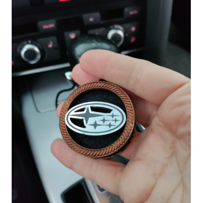 Підвіска ароматизатор Subaru з ефектом переливання
