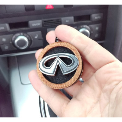 Подвеска ароматизатор Infiniti с эффектом переливания