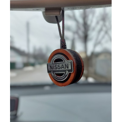 Підвіска ароматизатор Nissan з ефектом переливання
