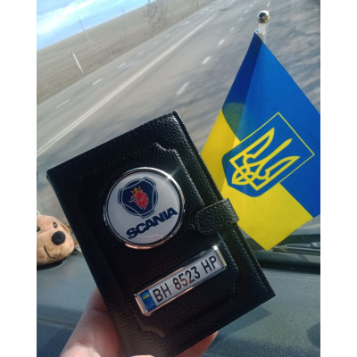 Портмоне с номером авто и логотипом Scania