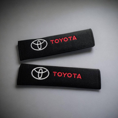 Чохол на ремінь безпеки з логотип Toyota 2шт