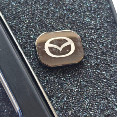 Флешка з логотипом авто Mazda, 32 ГБ, уцінка, потертість