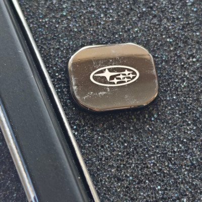 Флешка з логотипом авто Subaru, 32 ГБ, уцінка, потертість