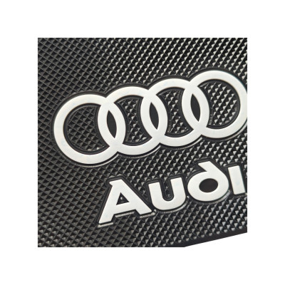 Антиковзаючий килимок на панель авто Audi, уцінка