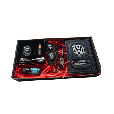 Комплект з логотипом Volkswagen