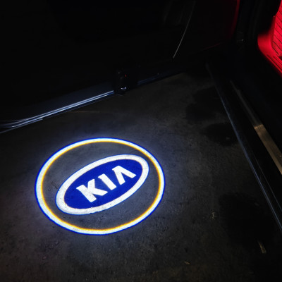 Лазерне підсвічування на дверях автомобіля з логотипом KIA