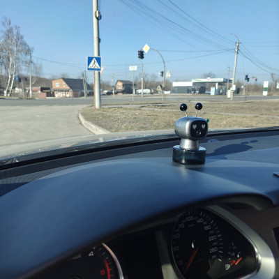 Автоматичний ароматизатор робот на панель авто, сірий