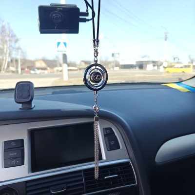Подвеска роматизатор в авто, Lexus на зеркало