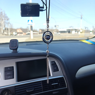 Подвеска роматизатор в авто, Subaru на зеркало